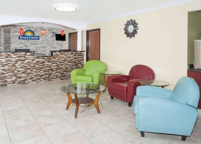 Days By Wyndham Hotel