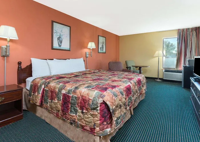 Days By Wyndham Hotel Springfield